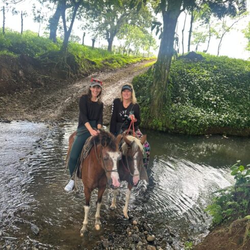 costa rica horseback riding